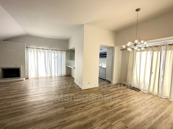 2nd image of 1675 Fairway Cir