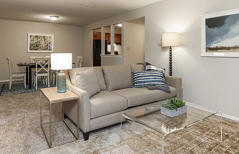 The Meadows Apartment Homes KS — Photo 2