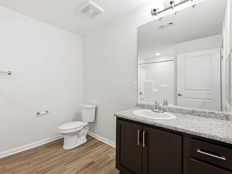 Oak Terrace — Photo 25