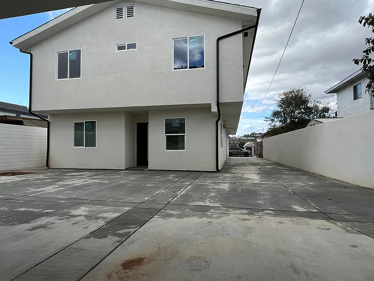 4250 Eugene St #1/2 — Photo 3