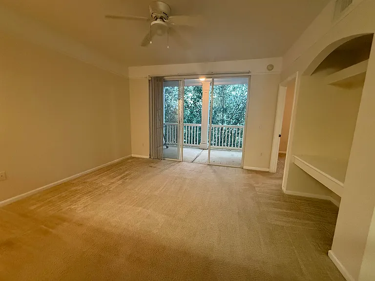 2801 Chancellorsville Dr #1326 — Photo 21
