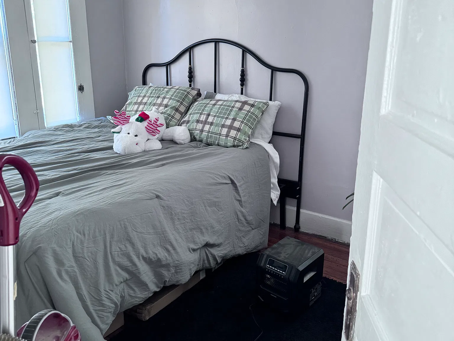 3 bed, $1,600 — Photo 2
