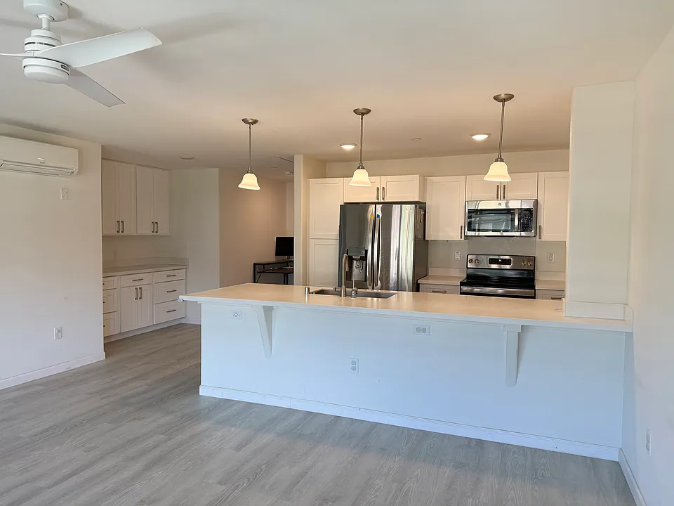 94-1188 Kalahikiola Dr