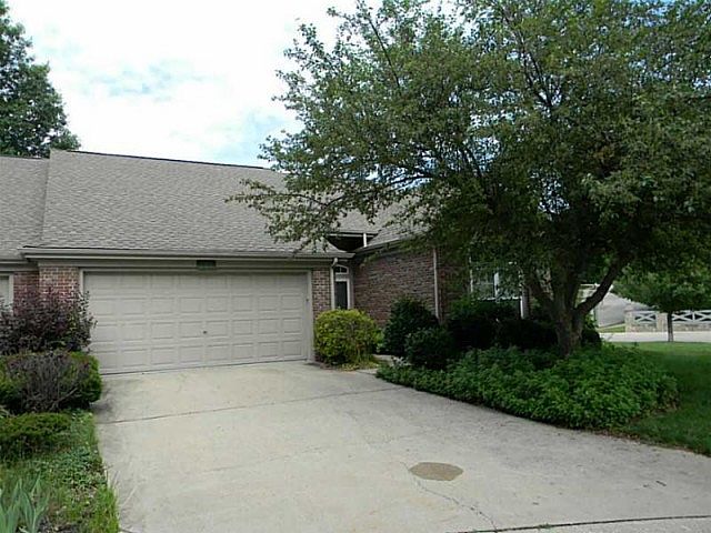 1st image of 700 E Winslow Farm Dr