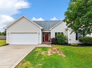 188 Kestrel Ct, Raeford, NC 28376