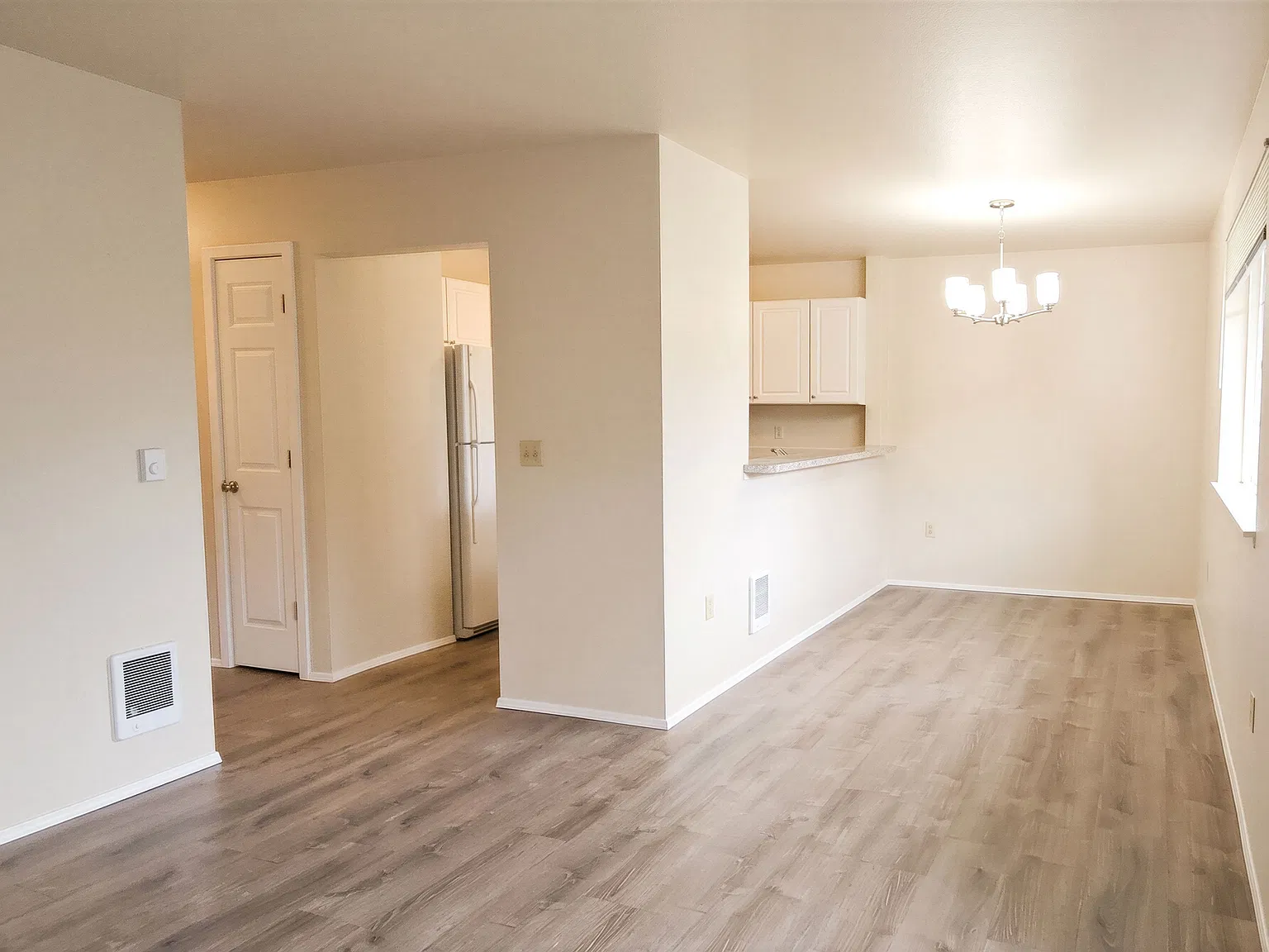 Borst Park Apartments — Photo 2