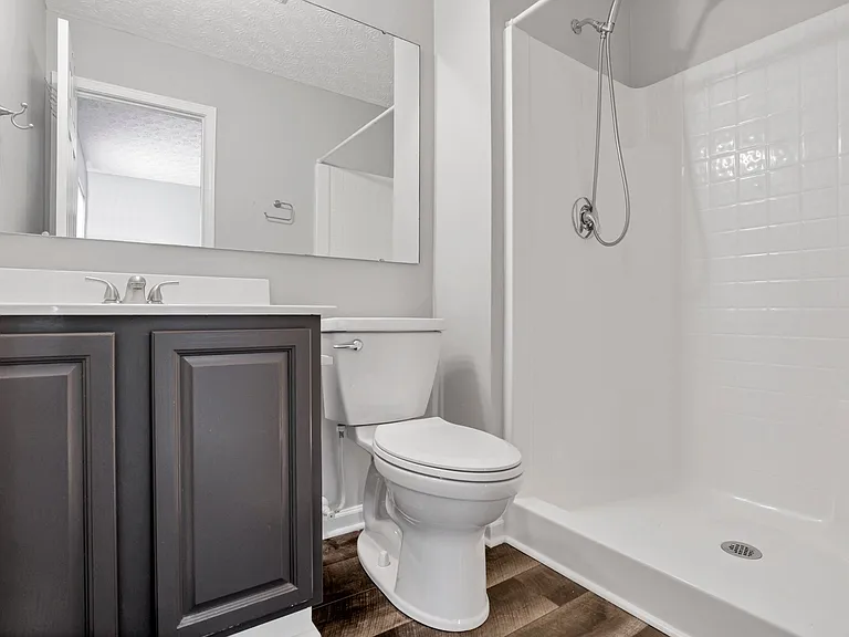 920 Sara Ct #920 — Photo 37