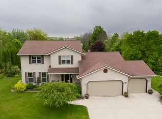 5121 Birchwood Ave, Sheboygan, WI 53083