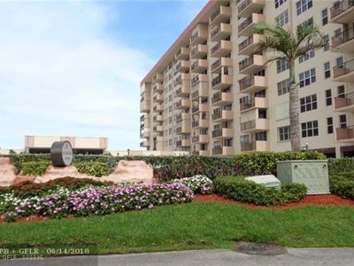 1147 Hillsboro Mile APT 302, Pompano Beach, FL, 33062