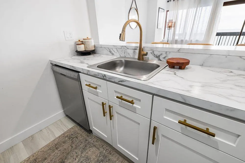 Atlantic Apartments — Photo 4