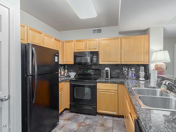 4th image of 19777 N 76TH Street #1145