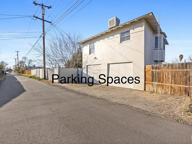 811 1/2 Wilson Ave #B — Photo 7