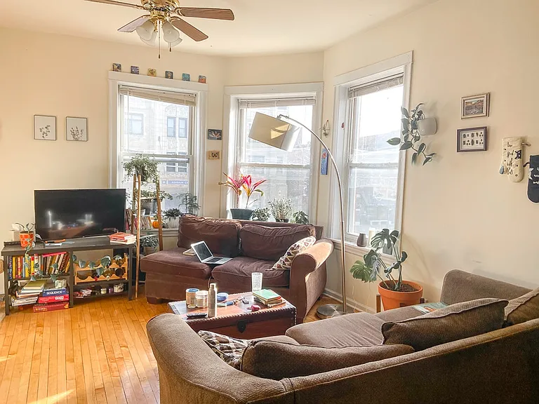 2401-09 N. Spaulding Ave. — Photo 3