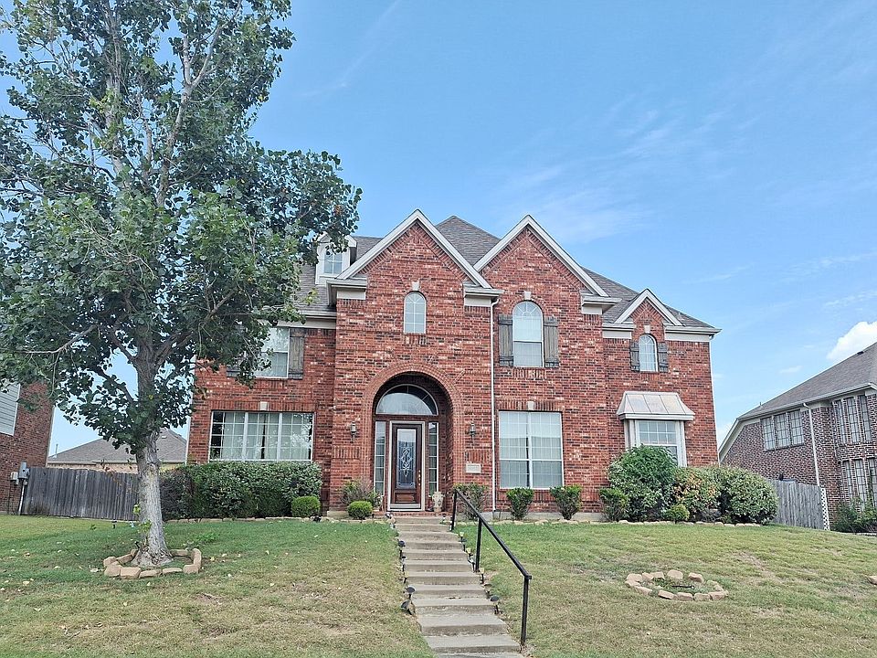 1st image of 6002 Shadywood Ln