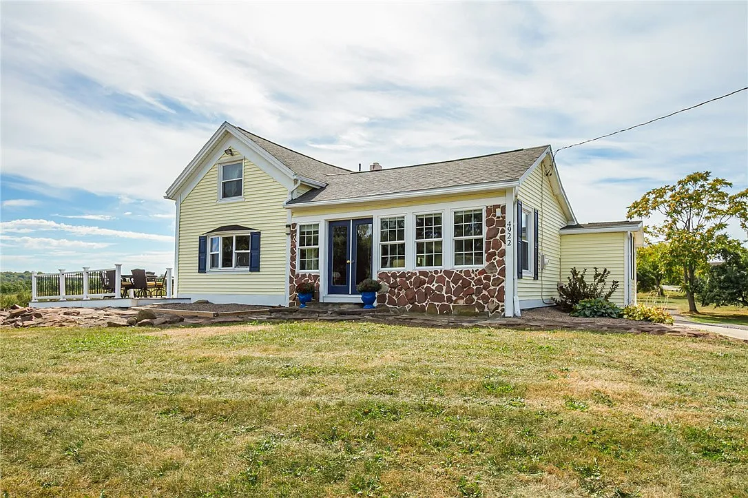 4922 Lake Rd photo 1