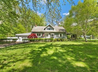281 Osborne Rd, Loudonville, NY 12211
