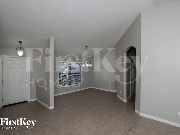 5th image of 1131 Sandusky St SE