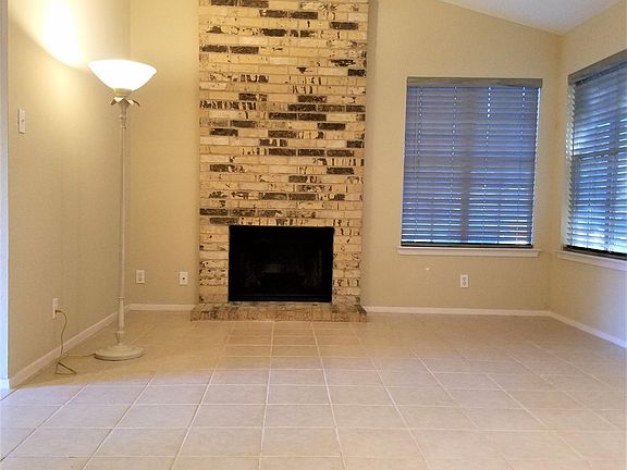 3rd image of 7906 Clydesdale Dr #A