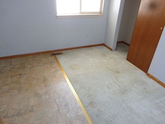 5th image of 10 E Ilex Ct