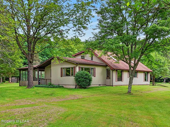 2nd image of 37 Green Valley Rd