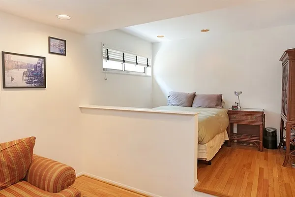 Sold by Compass | media 22