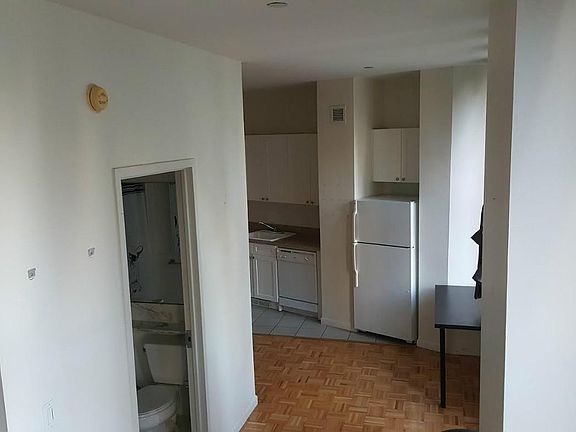 2nd image of 15 Park Row APT 22A