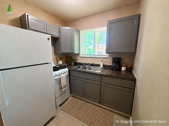 5th image of 39 Rhodes Ave APT 10