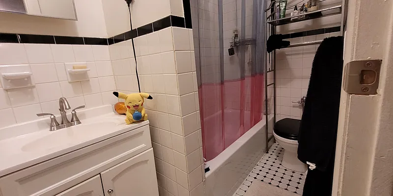 Rented by Corcoran | media 6