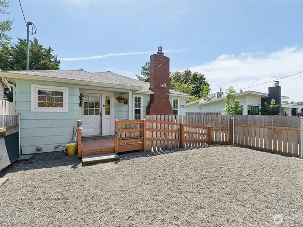2735 Mcleod Road, Bellingham, WA 98225