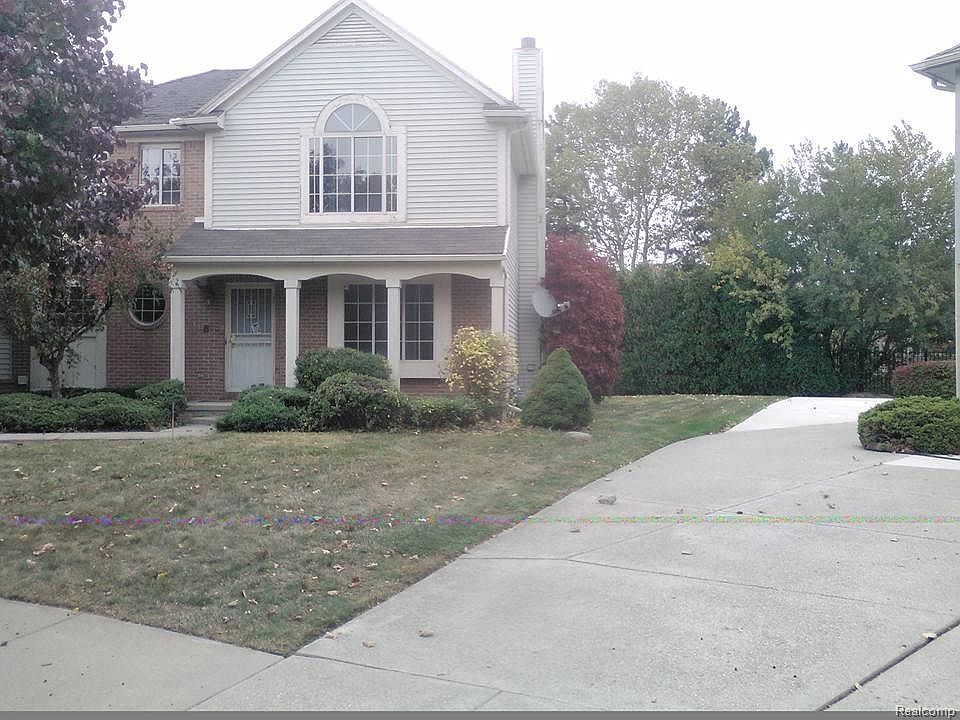 2nd image of 1728 Estates Dr