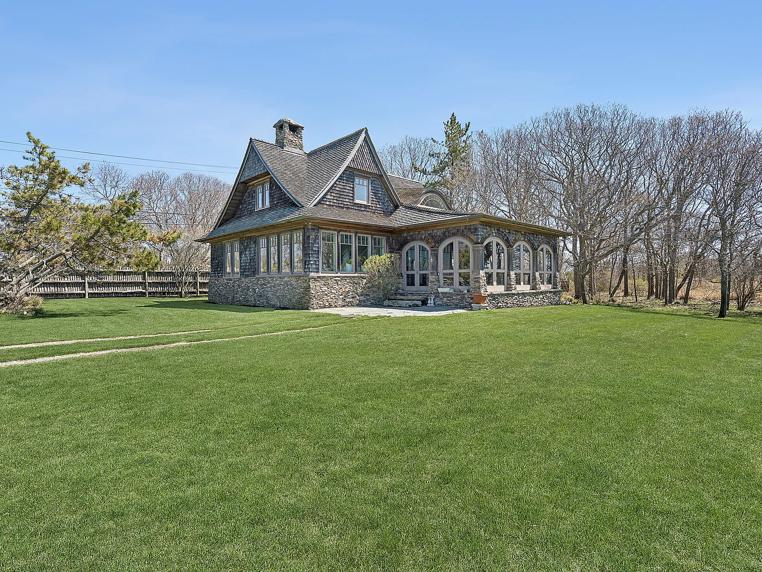 Charming Montauk Home — Photo 1