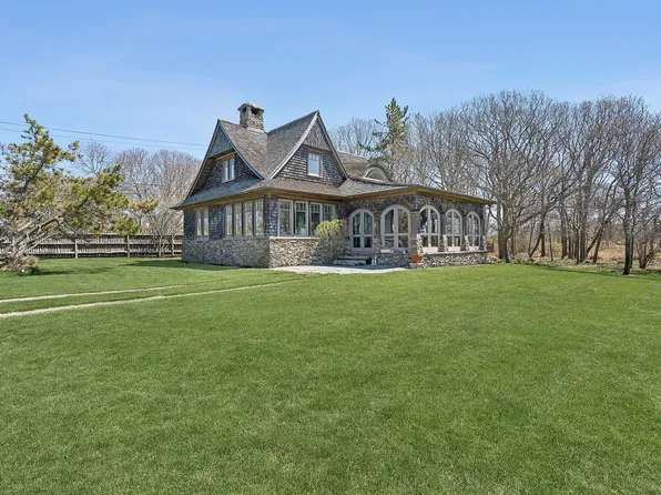 517 E Lake Dr, Montauk, NY 11954