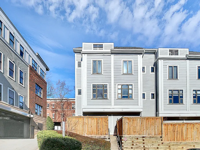 608 Garden District Dr #1 — Photo 22