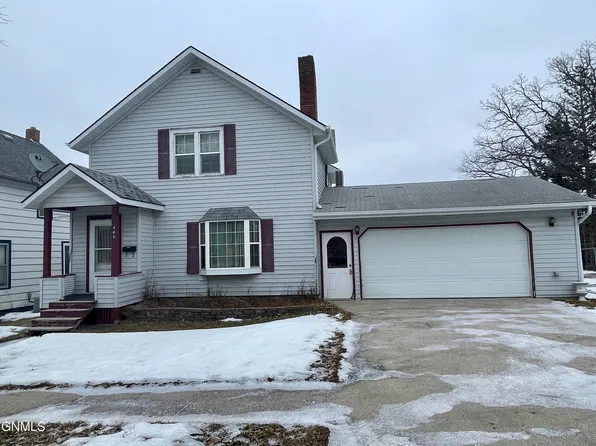 405 4th Ave SE, Jamestown, ND 58401