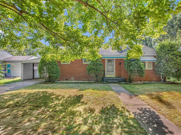 1160 N 10th St, Noblesville, IN 46060