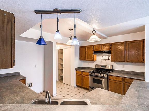 5th image of 2421 Tierra Gris Way