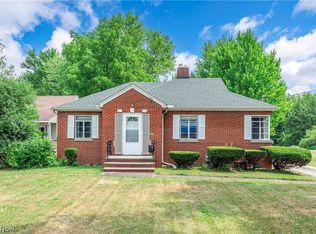 1398 East Ave, Elyria, OH 44035