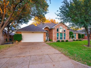 7017 Tameron Trl, Fort Worth, TX 76132