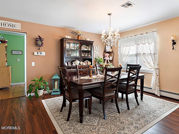 4th image of 4 Saint Francois Court