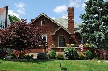 1st image of 2534 Moundview Dr