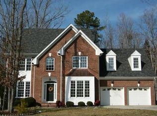 201 Lyndenbury Dr, Apex, NC 27502