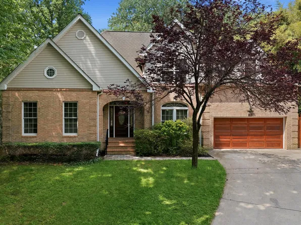 15802 Radwick Ln, Silver Spring, MD 20906