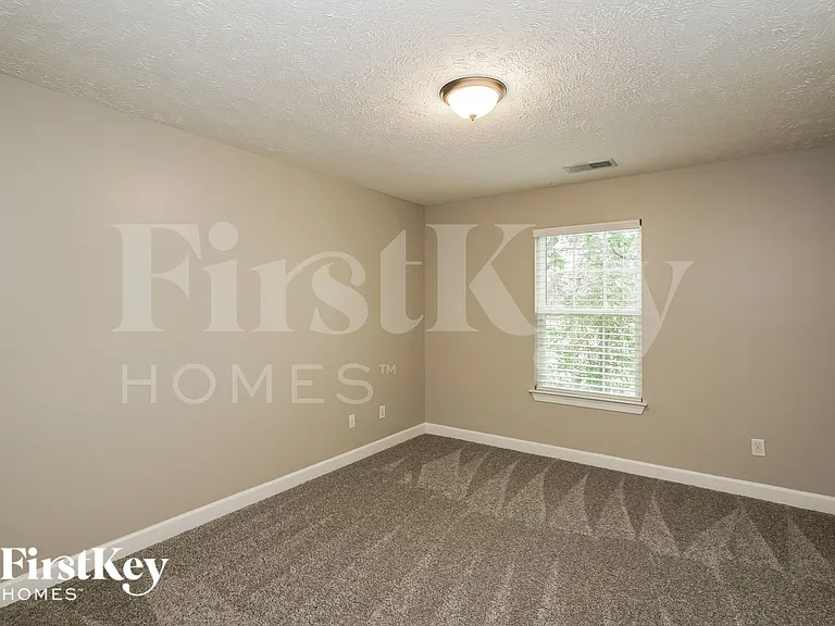 6935 Calderwood Dr — Photo 15
