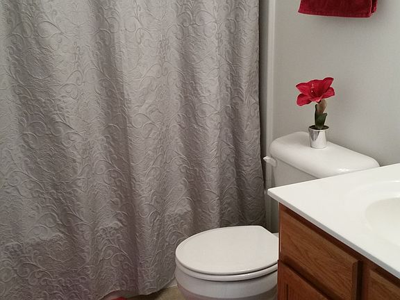2nd Bathroom