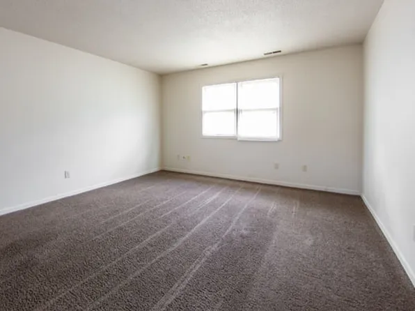 420 S Smith St, Algona, IA