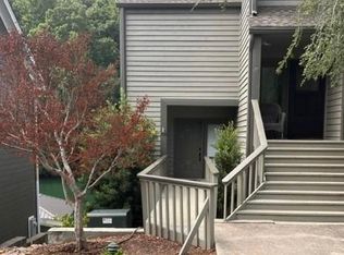 706 Loran Pointe Cir, Seneca, SC 29672