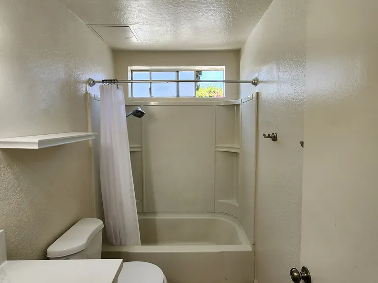 7412 Carie Ln — Photo 10