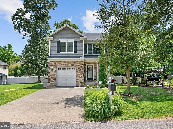 2nd image of 4637 Potomac Rd