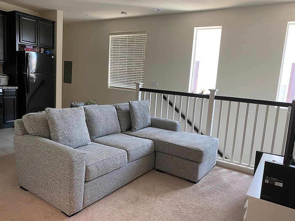 1st image of 427 E Albertina Ave