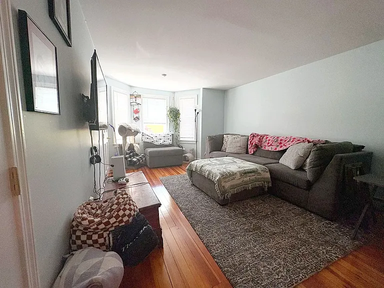 55 Fort Sq — Photo 3